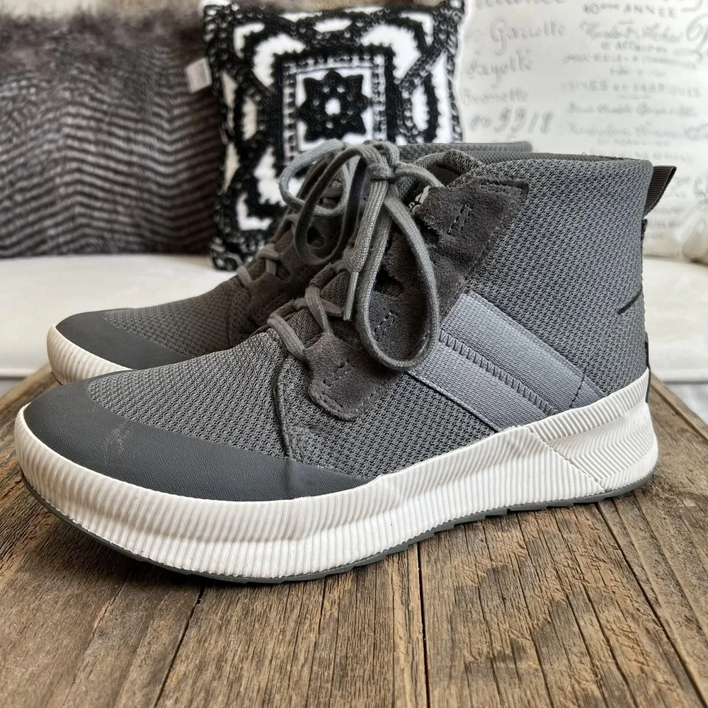Sorel Shoes Womens Size 9.5 Gray Mesh Mid Top Walking Sneaker Boots Casual